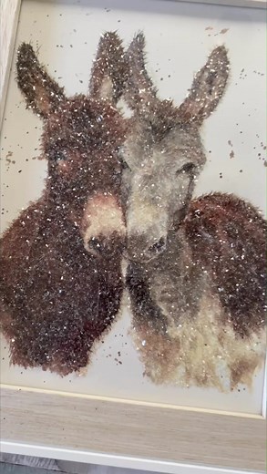 Create Sparkly Pictures Using Diamond Dust