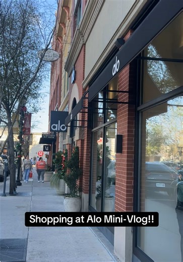 Exploring Alo: Size Issues and Shopping Vlog Highlights