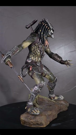 AVP2 Wolf Predator • The Deadliest Yautja #predator #yautja #model #avp #statue