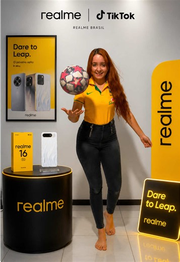 @realmebrasil.oficial #GolaçoComArealme Futebol é emoção, velocidade e jogadas que ficam na memória! Com a Realme Brasil, a tecnologia entra em campo para registrar cada lance com qualidade e inovação. Agora é sua vez de mostrar seu talento, criar um conteúdo criativo e marcar esse golaço no TikTok. Bora jogar junto com a Realme!