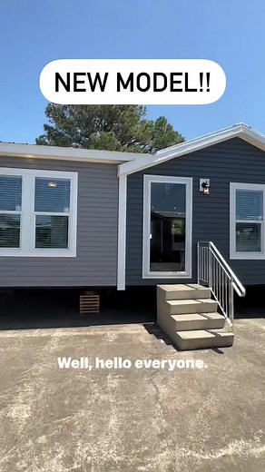 😎Let’s talk more about this BRAND New model from Winston Homebuilders! This mobile home is called the “Byler” a 4 bed/2 bath with den! Roughly 2,040 sqft!! Watch the FULL TOUR on the channel! Link in the bio! #mobilehome #mobilehomes #manufacturedhomes #doublewide #newhome #hometour #housetour