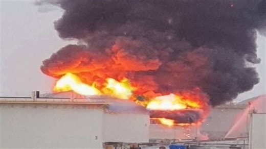 Bahrain's Bapco Oil Refinery Explodes Into Fireball After Iran Missile Hit, Video Captures Dramatic Moment