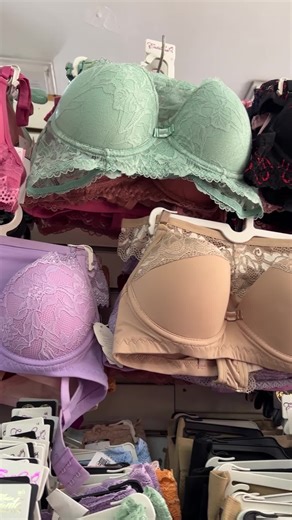Moda íntima confortável e acessível para você! Modelos estilosos e o conforto que você merece. 🛍️ 💕 Venha conferir nossas opções e se surpreenda! 😍 Banca: (11) 98899-1386 #ModaIntima #Conforto #Estilo #Brás #PromoBrás #ModaParaTodaFamília