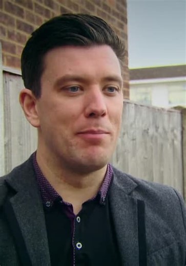 Obsessive Compulsive Cleaners S04:E01 - Episode 1