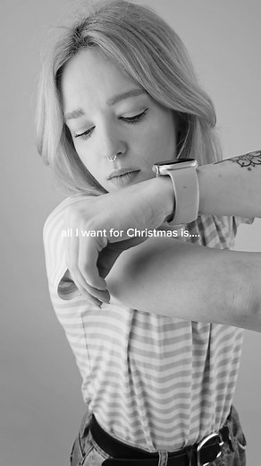 Black Friday is here at Type One Style! Treat yourself to protective and stylish Christmas CGM patches 🎄 Protective & stylish designs 💧 Waterproof frayproof 🌸 Hypoallergenic gentle on skin ⏳ Lasts up to 21 days 📱 Fits all major devices 💖 Helps reduce device stress during the busy season Your CGM deserves a holiday glow-up ✨ | Type One Style