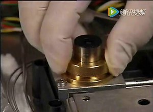 安捷伦大学教学视频_拆卸FID收集极