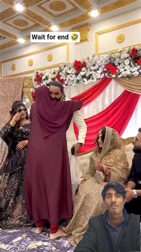 ladka ladki bankar aaya😂 wait for end 🤣#viral#trending#funny#shortvideo#edit#ytshorts#fyp