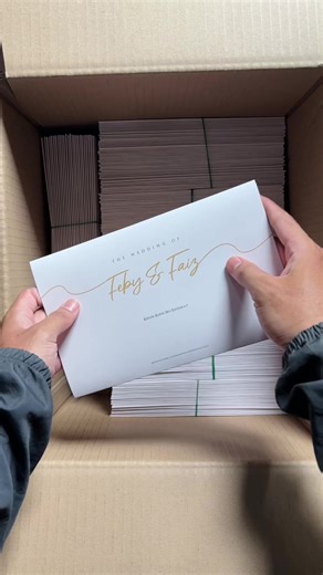 Undangan semi amplop model tipe C pakai kertas Art Carton Laminasi doff