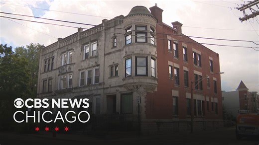 Burglars taking coins from inside vending, laundry machines on Chicago's South Side