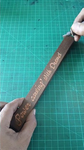 Power carving with DREMEL 4000