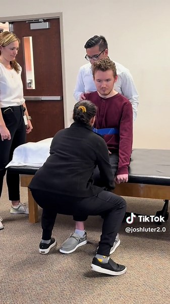 Proper Transfer Techniques for Physical Therapy Patients