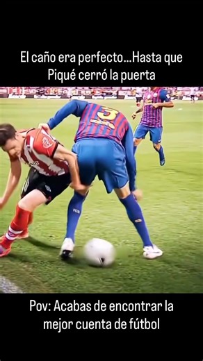 Futbol Increíble on Instagram: "‼️La final de la Champions League 2006 entre el Arsenal y el FC Barcelona fue un auténtico choque de titanes, recordado no solo por la intensidad del juego, sino también por una de las expulsiones más polémicas en la historia del torneo. En el minuto 18, el portero del Arsenal, Jens Lehmann, fue expulsado por derribar a Samuel Eto'o cuando este se escapaba solo hacia el gol. Una jugada que cambió por completo el rumbo del partido. A pesar de quedarse con diez juga