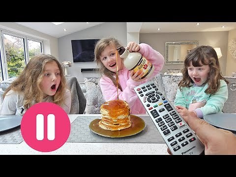 PAUSE CHALLENGE! Fun Family Three Ava Isla and Olivia