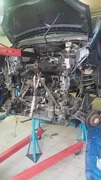 Smontare motore Mercedes classe A.