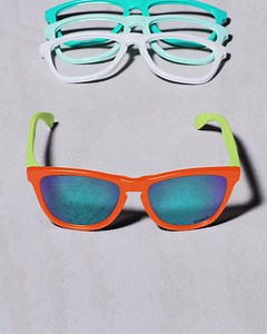 13K views · 248 reactions | Choose your frame. Pick your color. Find yourself. What sunglasses will you be customising?   #MyOakleyCustom oakley.com/customshop | Oakley | Facebook