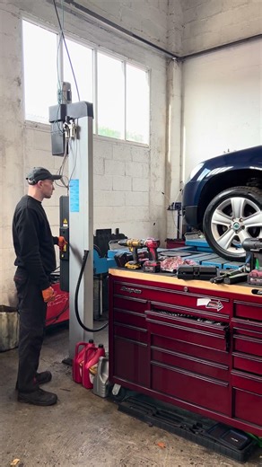 Car Garage Mechanic Repairs in Weymouth
