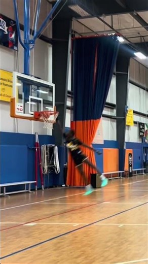 3 point line dunk?!??