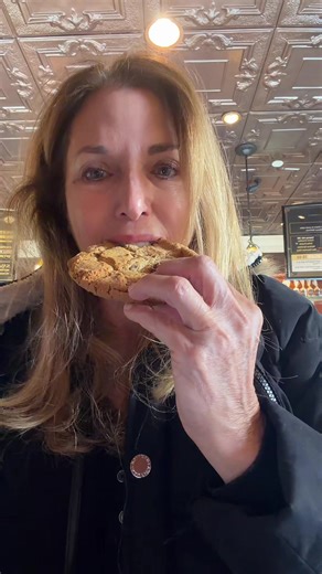 Ever wonder if the chocolate chip cookie at your local coffee shop is worth the calories? 🍪 Let’s find out together, because as a realtor, I’m always on the move and tasting the best treats in town! Join me on my cookie quest! 🍪✨ As I explore the best coffee shops in the area, I'll be rating their chocolate chip cookies. Because who better to judge than someone who fuels up between showings? 🍪📸 Chocolate Chip Cookie Taste Test From Rimini’s in Colorado This one is a 9.5! Criteria 1) Chewy 2)