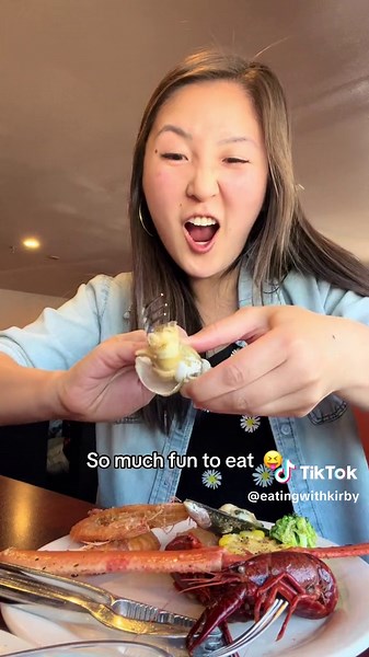 So shocked at how good the food was at this affordable buffet!! 🤯🤯 Only $19.99 for weekend pricing and there was so much seafood! Have you been to ‘Wonderful Buffet’ in Bellingham? 🥰