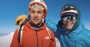 Inoxtag va dévoiler une nouvelle vidéo inédite de son ascension de l'Everest