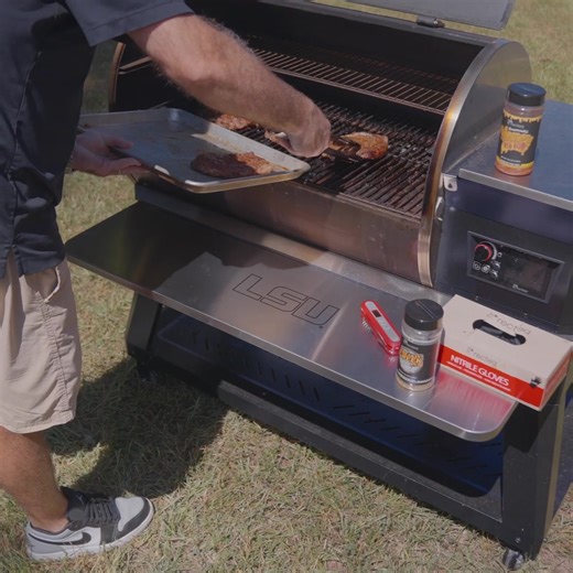 72K views · 180 reactions | Customized and ready to smoke the competition! Meet the MVP of every tailgate, your new recteq wood fired grill. | Recteq | Facebook