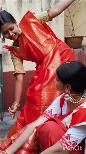 Dola re dola dance cover by two sister 🎇✨🪄#dance #viralvideo #dancevideo #shorts #trending #yt