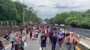 U.S. bound migrant caravan continues into Mexico