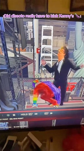 @YourLocalHorrorGeek why would disecto do this to Kenny?😭