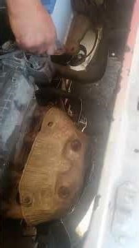 ما هي علامات عدم عمل شمعة الإشعال في محرك السيارة؟