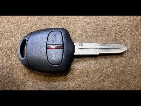 Mitsubishi Pajero key fob battery replacement