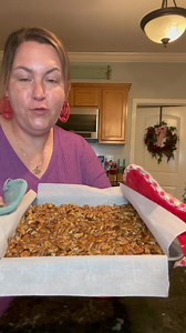 676K views · 26K reactions | Pecan pie brownies are the most popular dessert I make in my house! #pecanpiebrownies #pecanbrownies #brownierecipe #christmasdessert #holidaybaking #easydessertrecipe | Mississippi Kween | Facebook
