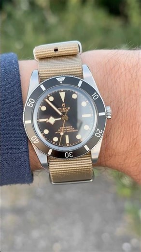 Tudor Black Bay 54 & NATO strap by CWC #tudorblackbay #tudorblackbay54 #natostrap #tudorwatch