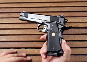 Timerzanov Airsoft: Tokyo Marui Colt M1911 .45 M.E.U GBB Pistol