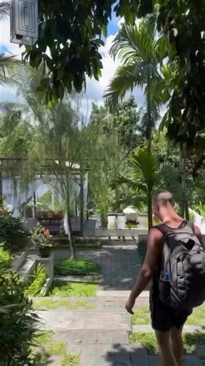 ⚠️ MASSIVE MISTAKE People Make When Deworming 👇 Thousands of people are waking up and wanting to cleanse parasites and YES, if you understand how common they really are (even Harvard MDs like Dr. Josh Helman are speaking out), then you’re already ahead of the curve. BUT... The #1 mistake people make? UNDER-TREATING. Parasites are highly adaptive, smart, and incredibly hard to kill off completely. If you do it halfway or only target the gut, you risk driving them deeper into your tissues or vita