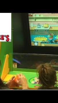 Chuck E. Cheese Ball Blast