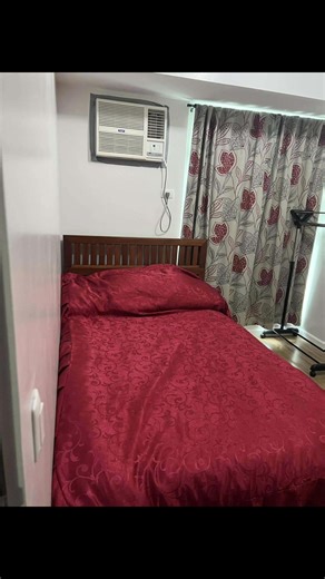 🌟 LIVE IN LUXURY AT THE HEART OF CEBU BUSINESS PARK! 🌟 Your dream city home is now within reach — perfect for end-users or smart investors! 🏙️ 2 Bedroom Condo • For Sale or Rent 📍 Solinea Tower 1, 26th Floor – Cardinal Rosales St., Cebu Business Park (Ayala Center) 🏡 Fully Furnished • 52 sqm 💰 Rent: ₱60,000/month 💵 Sale: ₱12M NET ✨ Enjoy premium amenities, 24/7 security, resort-style living, and the unbeatable convenience of being right beside Ayala Center Cebu! 📞 For inquiries and viewi