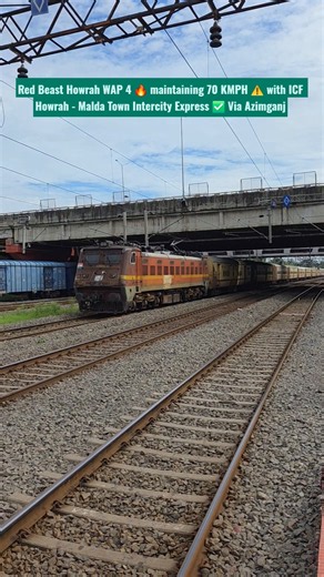 Red Beast Howrah WAP 4🔥maintaining 70 KMPH⚠️with ICF Howrah - Malda Town Intercity Exp✅️Via Azimganj