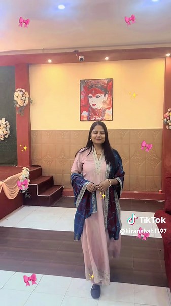 My awkward walk 🤪