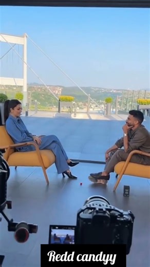 Hande Erçel Steals the Spotlight with Bold Style During New TV Interview