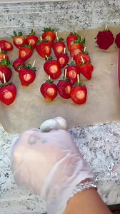 3.9K views · 245 reactions | Red velvet cheesecake stuffed chocolate covered strawberries tutorial  Classes can be found on my website myrtratreats.com IG: Myrtra_treats Fb group Myrtra recipe’s and Tutorials TikTok: Myrtra treats | Myrtra Hatten | Facebook