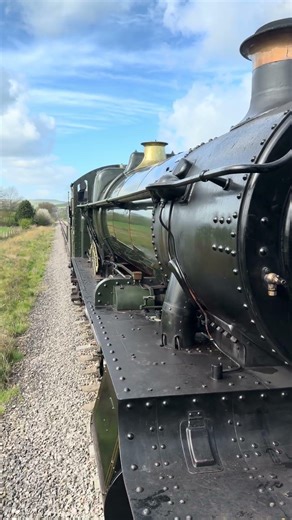 6880 Betton Grange ticking 🤩 #steam #engine #locomotive #train #fun #gwr