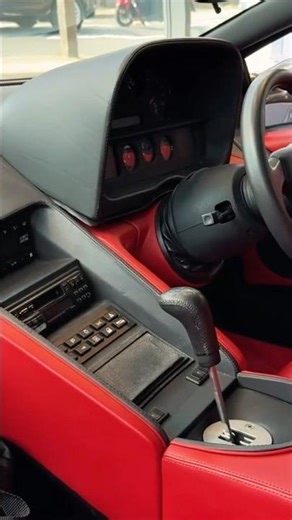 Lamborghini Diablo in detail! The wildest V12 of the 90s! 😱🔥