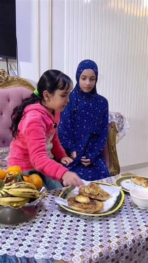 بنت صغير تطرب اعظم مثل في جبر خواطر الناس