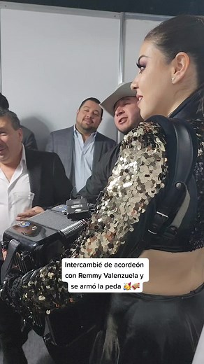 Intercambio de Acordeón con Remmy Valenzuela: Fiesta y Música en CDMX