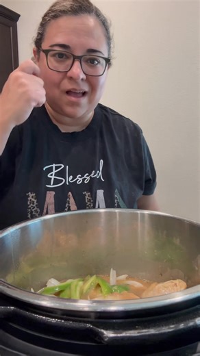 I tried this brown gravy chicken recipe I found online. It was really good. #recipe #asl #deaf #chicken | Deaf Garcia Family