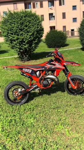 Exploring KTM 125 Motard: A Ride Through Fun