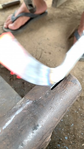 With patience and precision, the blacksmith forges a rubber tapping tool from raw iron. Every hammer strike and every spark shows the dedication, skill, and timeless art of traditional craftsmanship #Blacksmith #Forging #TraditionalTools #RubberTapping #Handmade #Craftsmanship #MetalWork #TraditionalBlacksmith #ForgedByFire #VillageCraft #OldTechniques #IronCraft #MadeByHand #RuralSkills #ManualWork #pandaibesi | Mia Mia