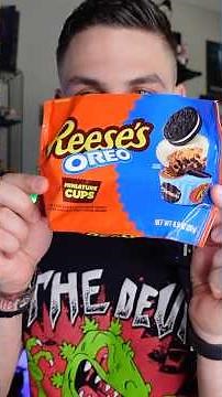 Reese's Oreos Miniature Cups Review! 😲 #oreoreeses #reesesoreo