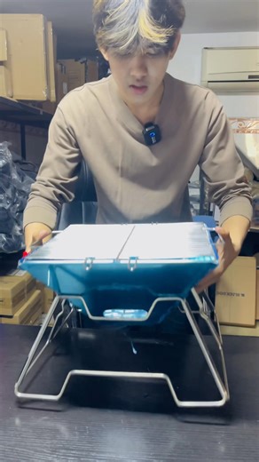 211K views · 1.3K reactions | ចង្រ្កានអាំងសាច់ពិចនិចដម្លើងប្រើពេលមិនដល់១នាទី藍 | Camping Box | Facebook