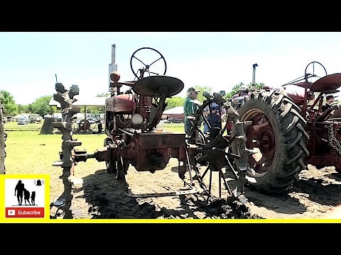Vintage & Antique Tractors - Oklahoma Steam & Gas Engine Show